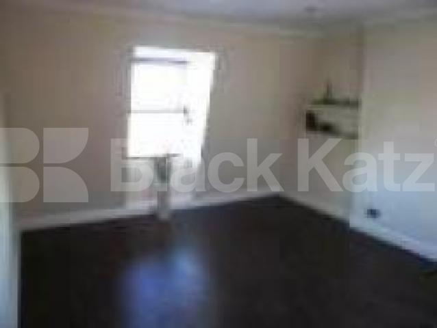 			1 Bedroom, 1 bath, 1 reception Flat			 Elgin Avenue, MAIDA VALE W9